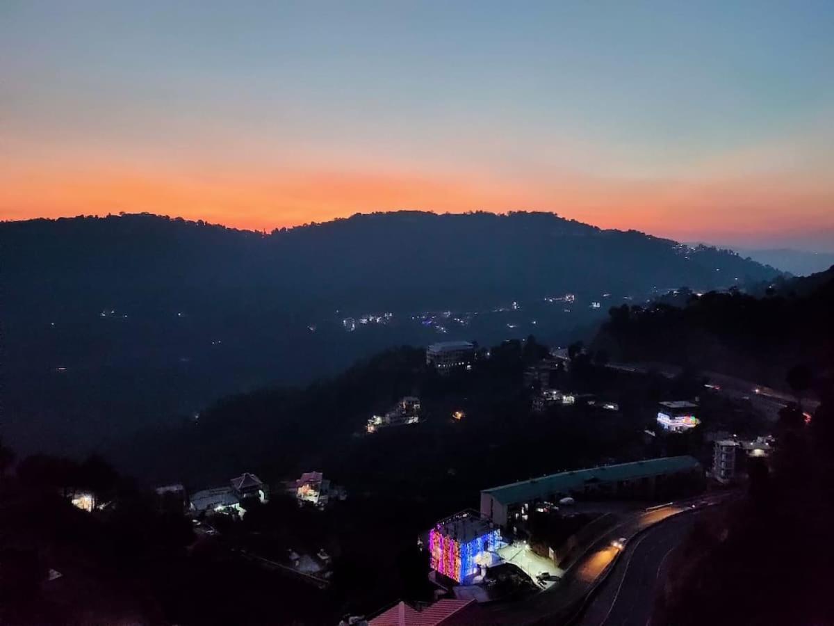 2Bhk Furnished Apartment/Near Kasauli/Barog/Luv Fun & Adventure Солан Экстерьер фото