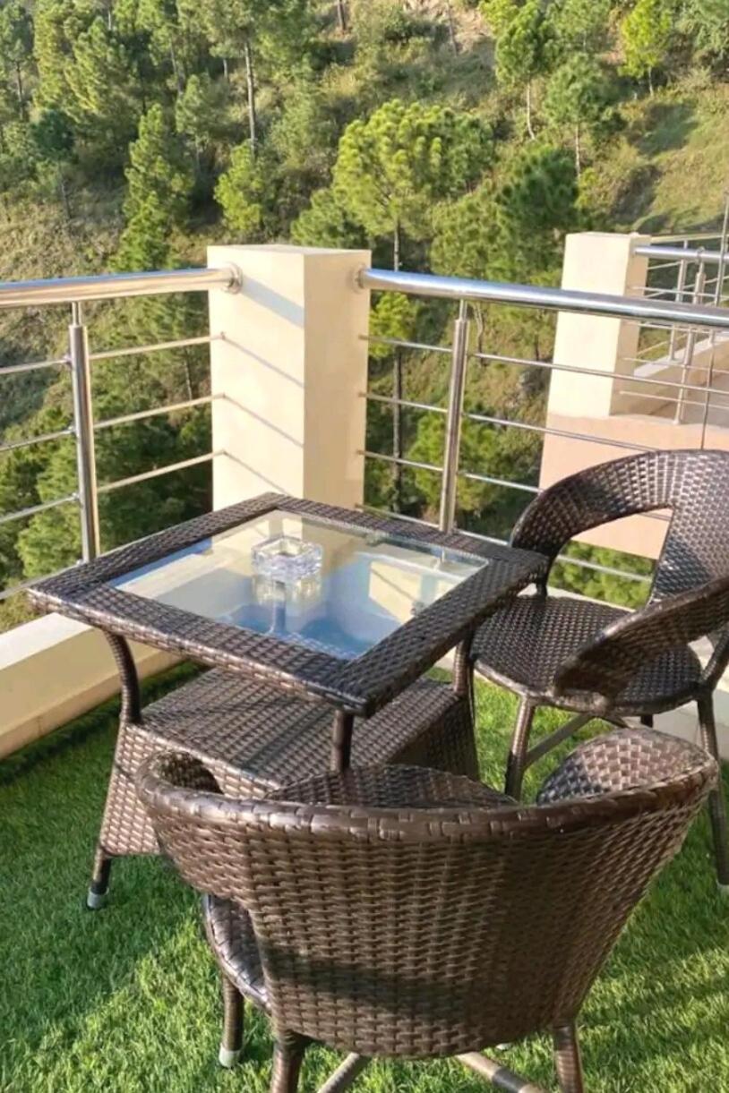 2Bhk Furnished Apartment/Near Kasauli/Barog/Luv Fun & Adventure Солан Экстерьер фото
